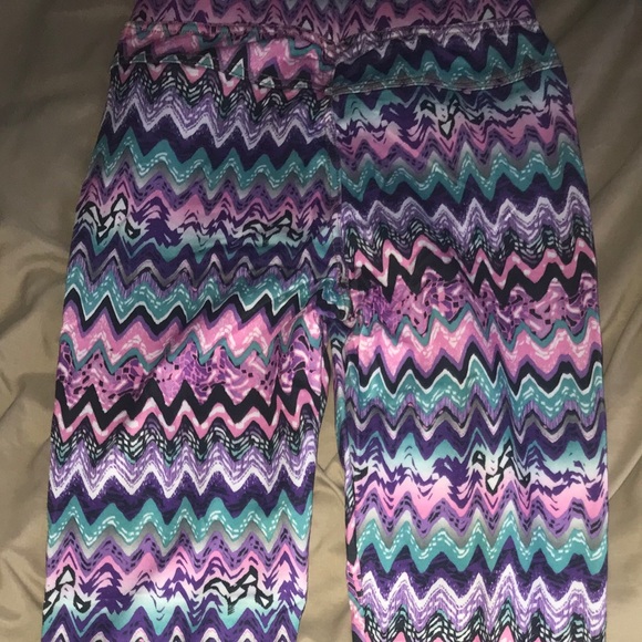 ***Stylish Women’s Leggings*** - Picture 1 of 3